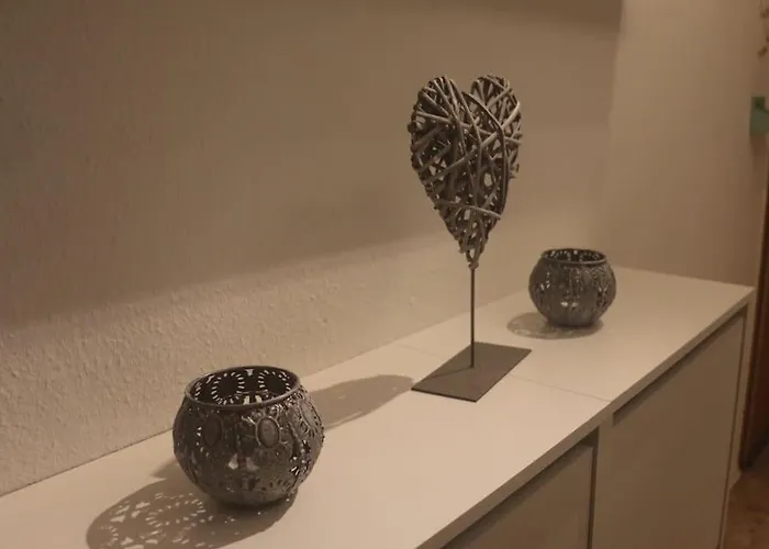 Schoene 2,5 Raum Naehe Veltinsarena Apartamento